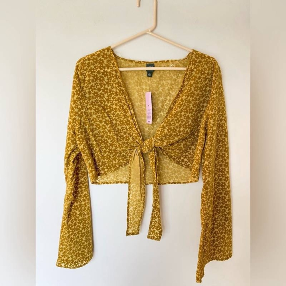Floral Tie-Front Crop Top